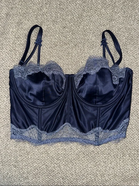 2 Adore Me and 1 Victoria’s Secret 34D bras - Picture 3 of 10
